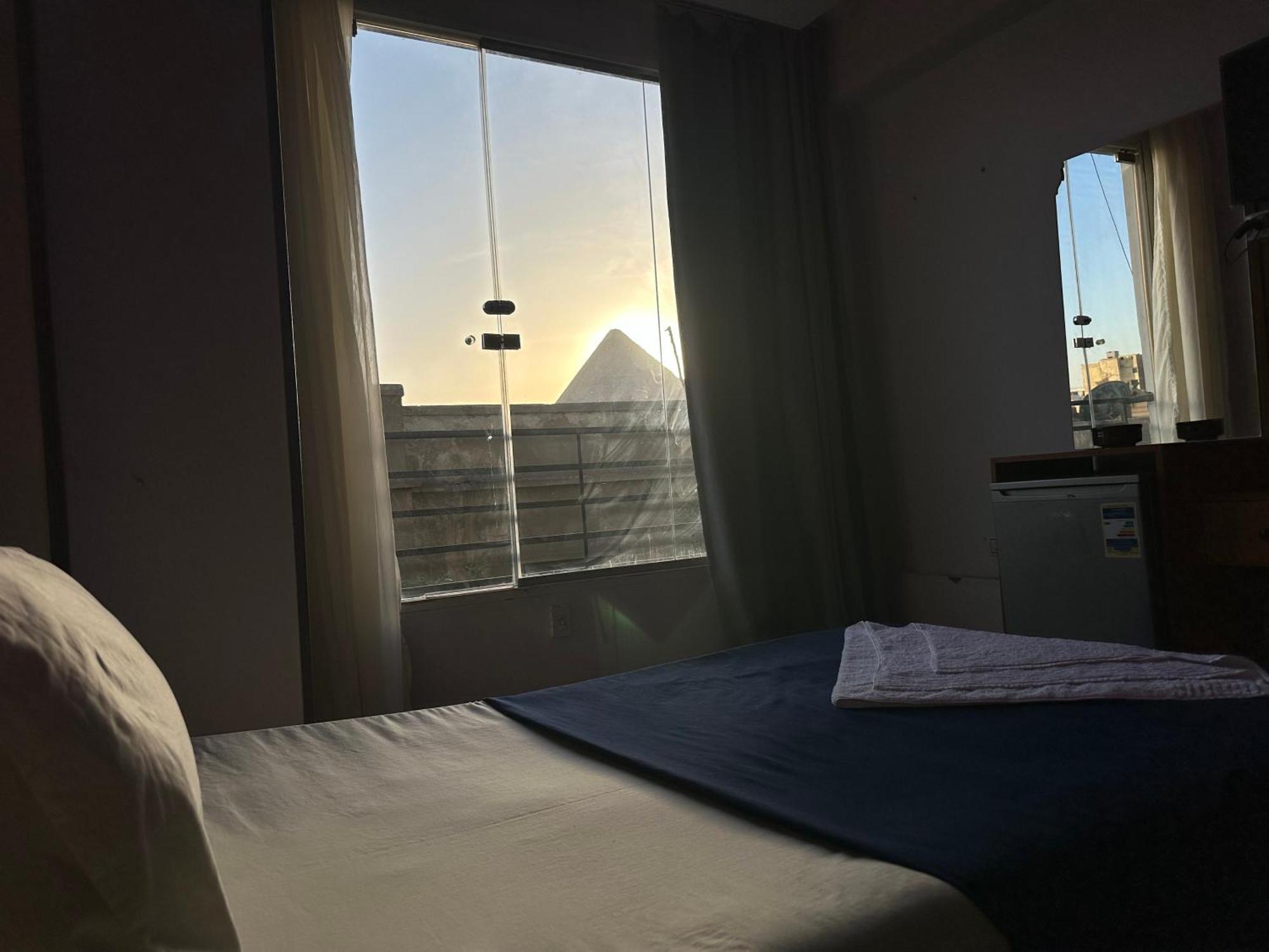 El 3 Amici Pyramids Hotel Cairo