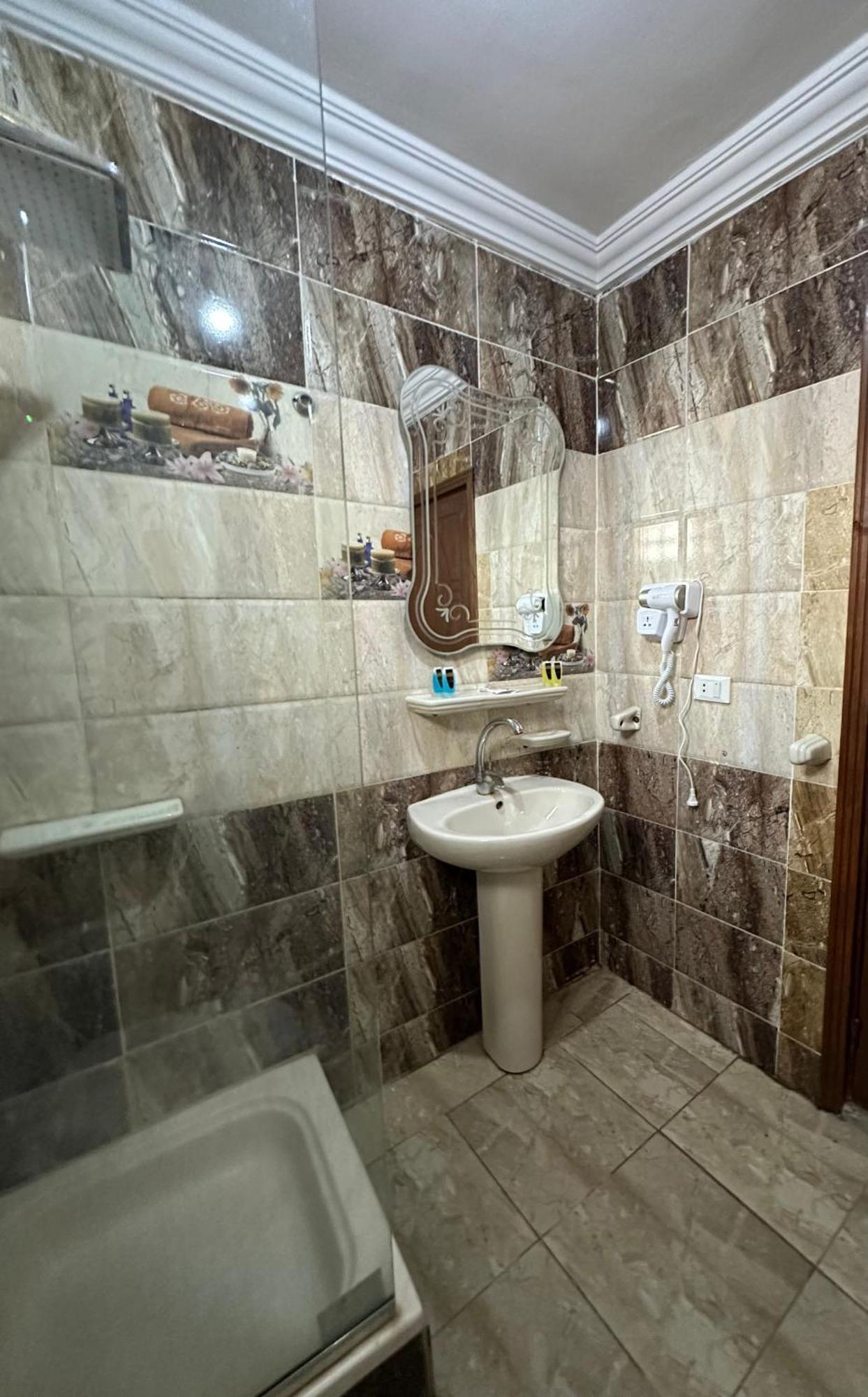 Hotel El 3 Amici Pyramids 5*